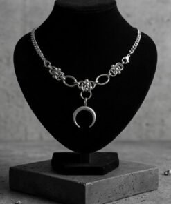 NOX NECKLACE
